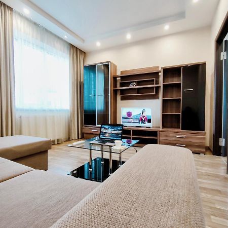 Positive Apartment Lviv Luaran gambar
