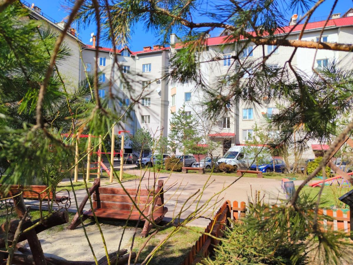 Positive Apartment Lviv Luaran gambar