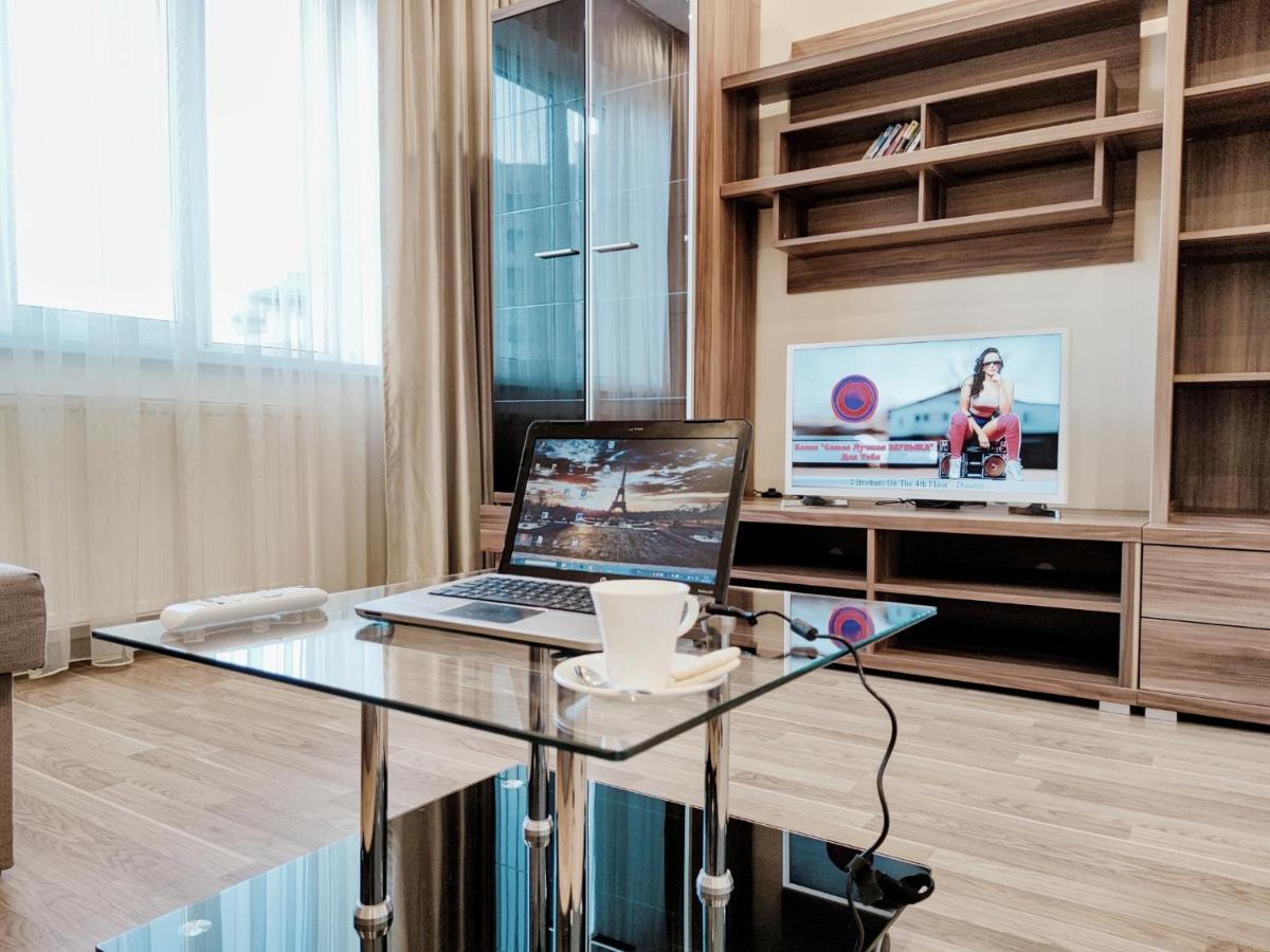Positive Apartment Lviv Luaran gambar