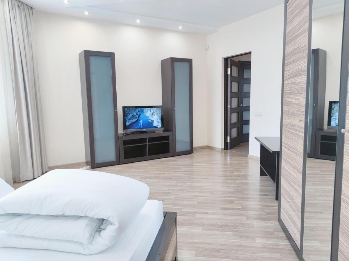 Positive Apartment Lviv Luaran gambar